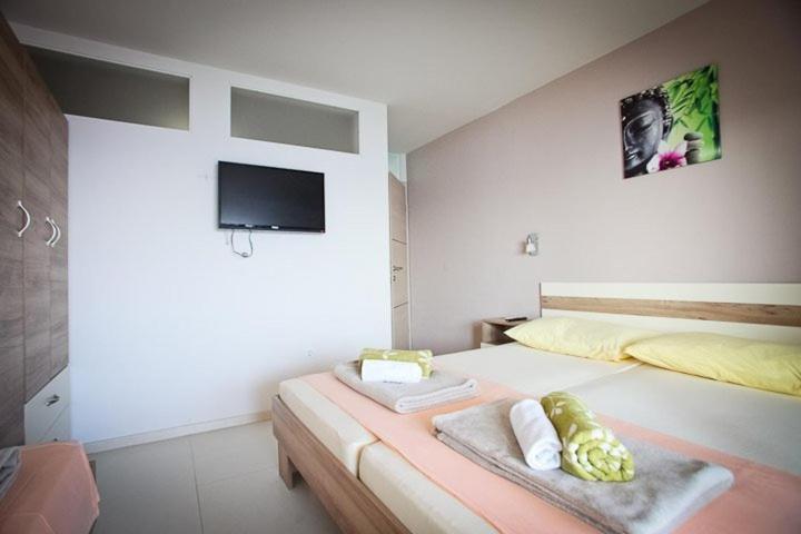 Apartments Kalaba - Dalma I Podaca Luaran gambar
