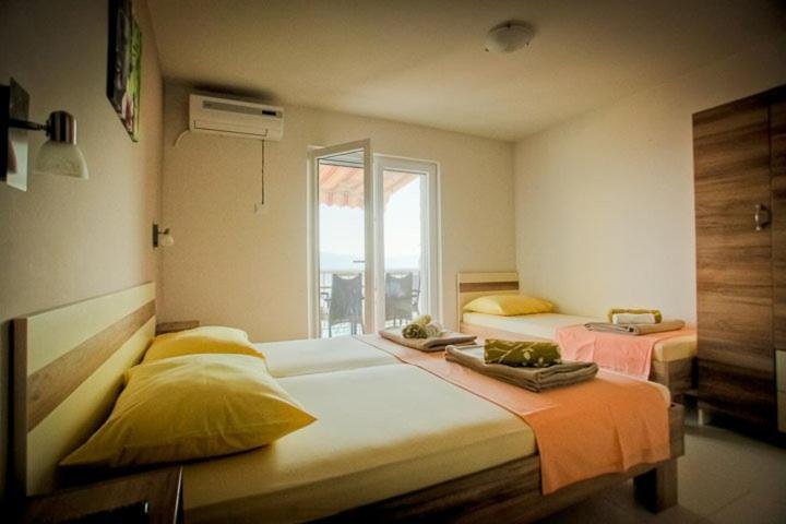 Apartments Kalaba - Dalma I Podaca Luaran gambar
